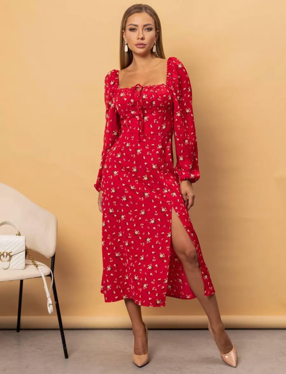 Червона жіноча повсякденна романтична міді-сукня із софту з квітковим принтом з розрізом