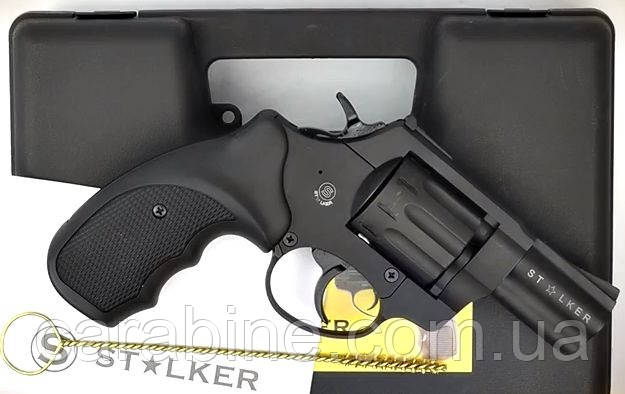 Револьвер флобера STALKER 2,5", syntetic Револьвер флобера STALKER 2,5", черная пластиковая рукоять