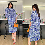 Синє плаття на кулісці із софту з абстрактним принтом рукав 3/4 батал, фото 3