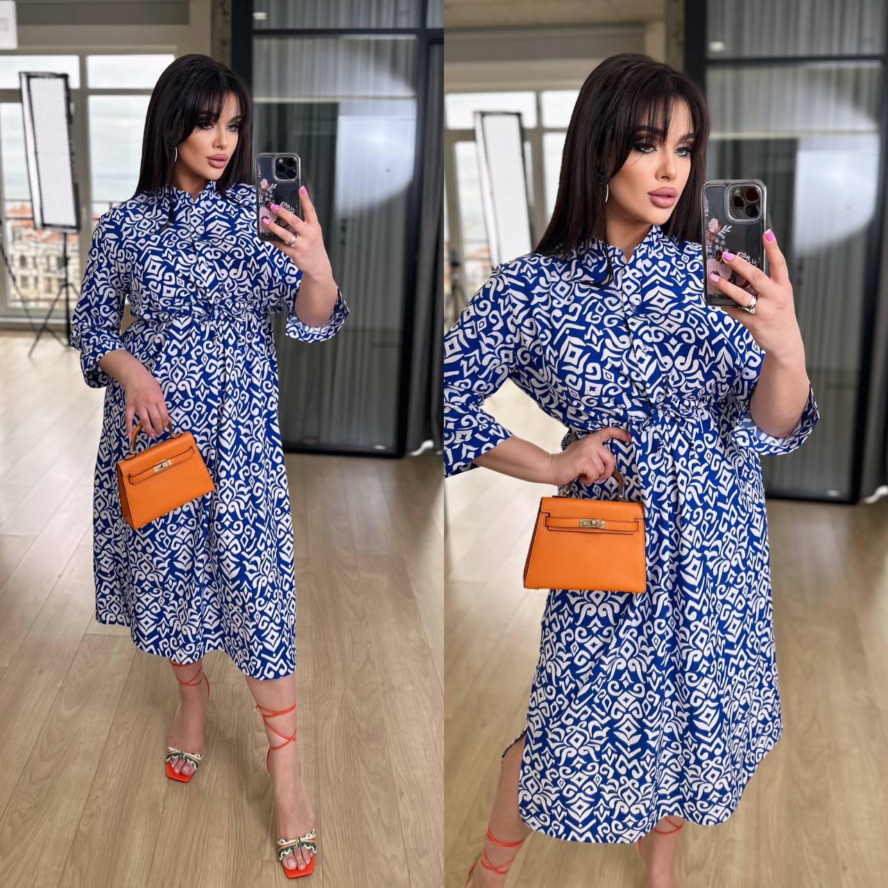 Синє плаття на кулісці із софту з абстрактним принтом рукав 3/4 батал, фото 1