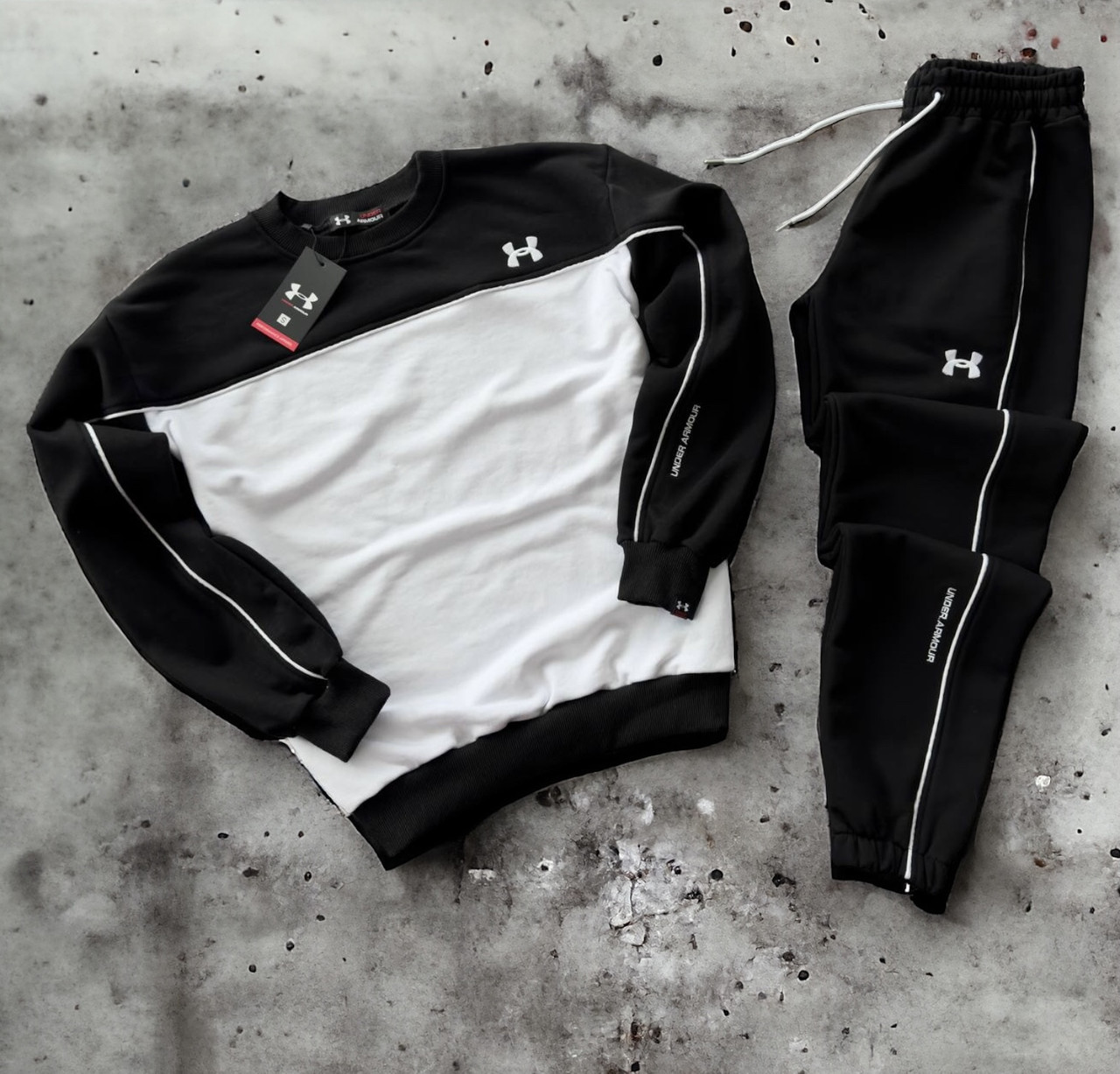 Спортивний чоловічий костюм Under Armour весна осінь демісезонний молодіжний. Живе фото