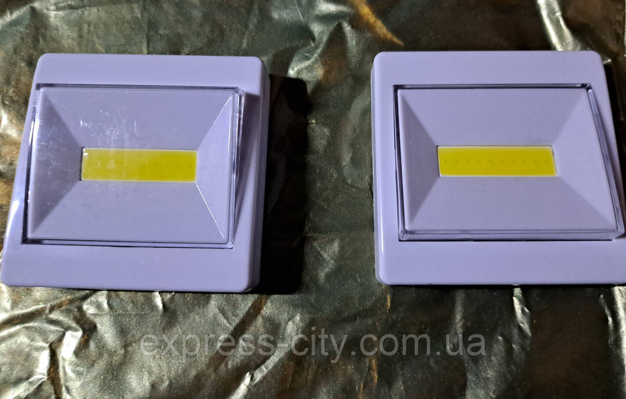 Ліхтарик-вимикач(на магніті +гачок) на батарейках, фото 1