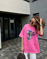 Женская трендовая яркая молодежная модная футболка оверсайз с рисунком Тома (розовый, белый)