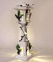 Декоративный фонарь Зимний домик 60 см деревянный белый с LED-подсветкой DP43189 BonaDi HR, код: 8382539