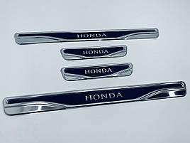 Накладки на пороги Honda Pilot 2008+  (нерж.+карбон) TAN24