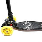 Самокат чотириколісний пластмасовий з підсвічуванням коліс Блискавка А25462 MAXI Best Scooter Жовтий, фото 3