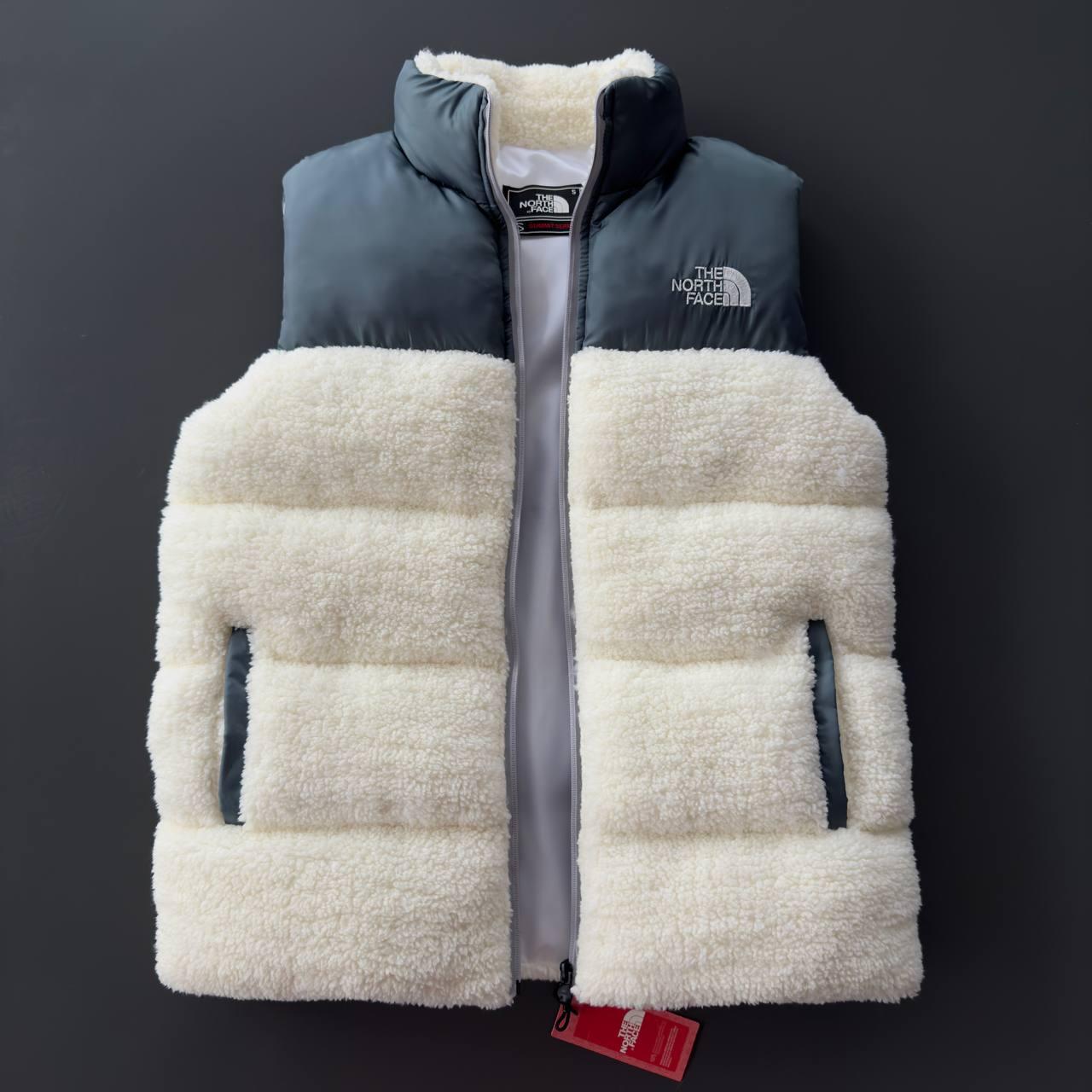 Чоловіча жилетка The North Face смарагдова плюшева без капюшона Безрукавка Зе Норд Фейс на овчині