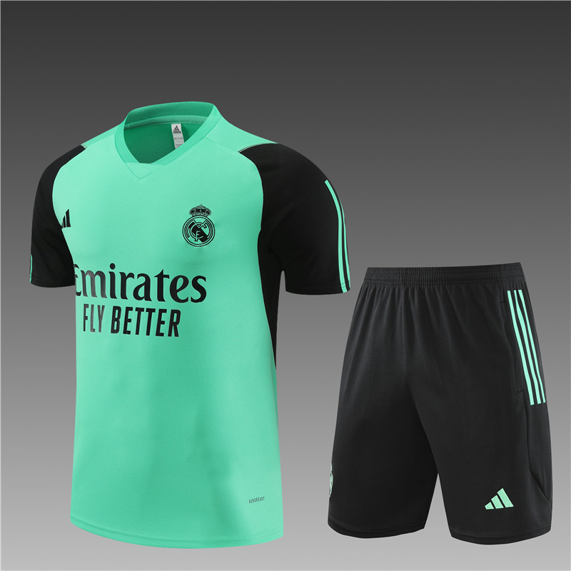 Футбольна форма/тренувальний костюм Реал Мадрид 2023-24