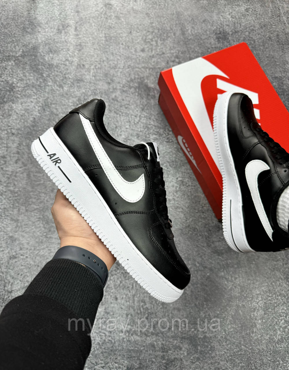 Nike Force Black 40