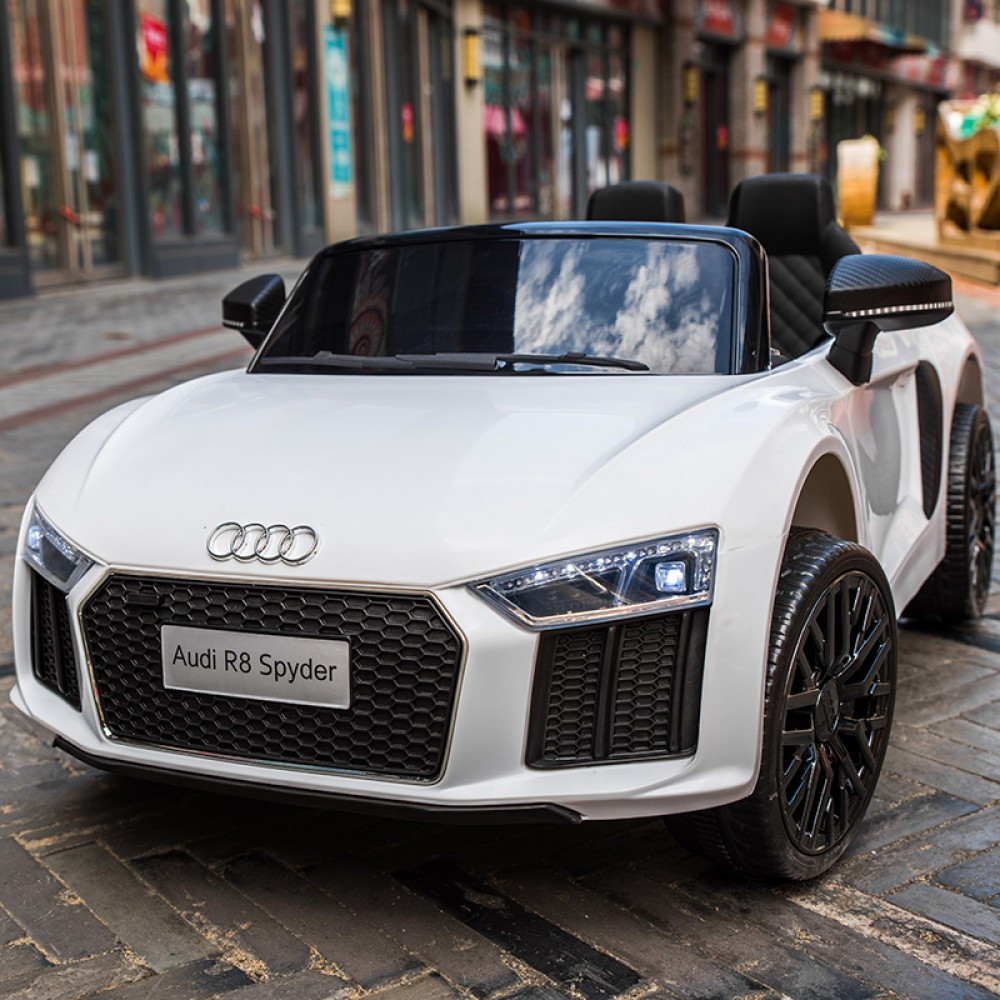 Дитячий електромобіль на акумуляторі Audi R8 Spyder M 3449 з пультом радіокерування 3-8 років білий