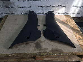Накладка в салоні права Volkswagen Touareg NF 7P0867766
