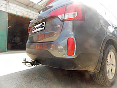 Фаркоп Kia Sorento 2 XM 2012-2015 (Кіа Соренто ХМ) квадратна вставка