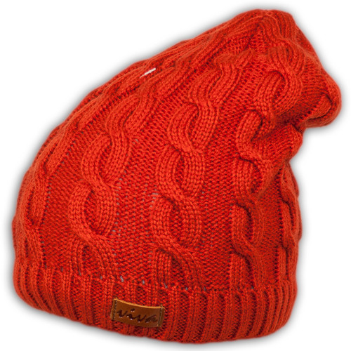 Вязаная шапка для девочки