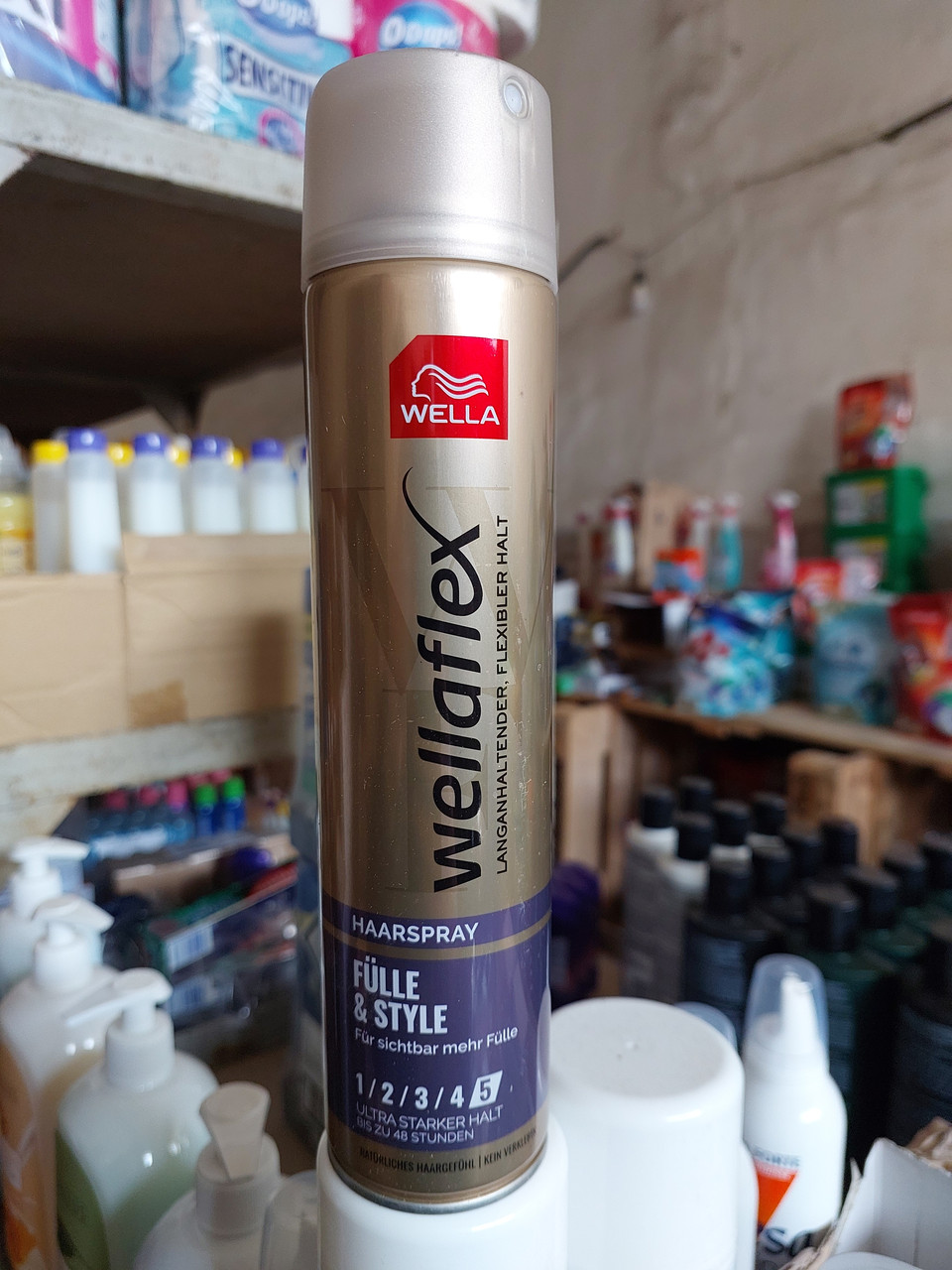 Лак для волос Wellaflex 250 мл об'єм для тонкого волося 250мл