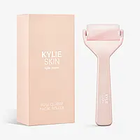 Кварцовий ролик для обличчя та шиї Rose Quartz Roller KYLIE SKIN від Kylie Jenner