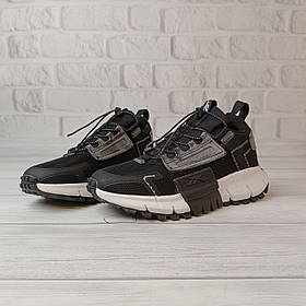 Чоловічі легкі кросівки в чорному кольорі з олійною білою підошвою