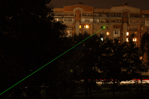 Лазерная указка зелёный лазер Laser 303 green с насадкой YTR - фото 7 - id-p2149402251