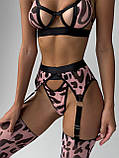 Жіночий рожево-чорний комплект нижньої білизни "Black&Pink Leo" (бюст+трусики+пояс+панчохи), фото 3