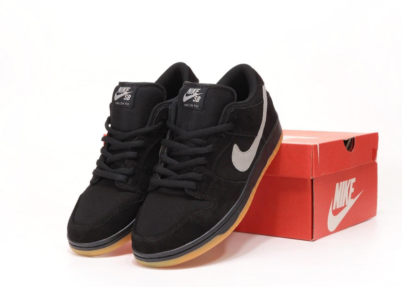 Жіночі чорні Кросівки Nike SB Dunk Low