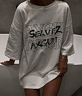Белая женская оверсайз футболка свободного кроя с надписями
