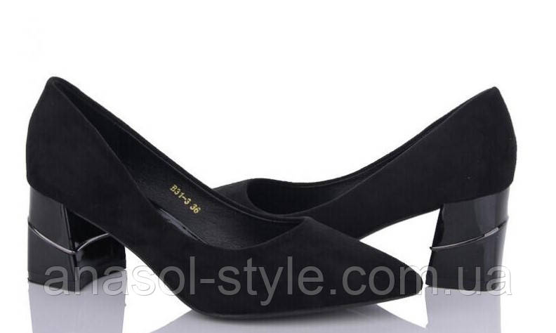 Жіночі класичні туфлі Loretta широкий стійкий середній каблук еко-замша чорні