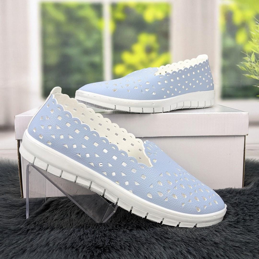 Сліпони жіночі мокасини блакитні перфровані Broman 4435, фото 1