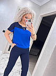 Жіночий літній костюм з брюками синій трикотажний костюм жіночий прогулянковий красивий костюм великого розміру, фото 2