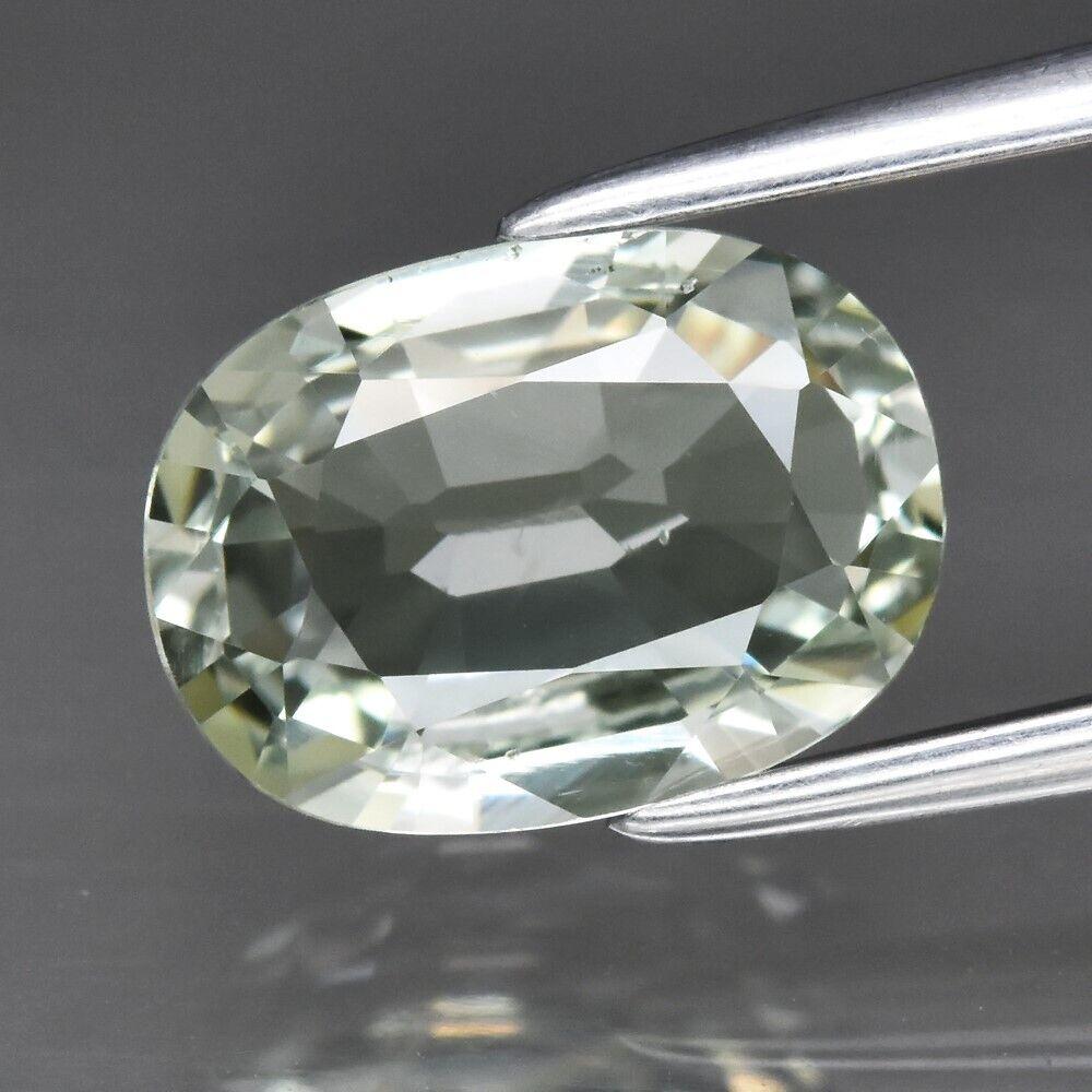 Сапфір 1.96 CT 8,7 х 6,3 х 3,5 мм