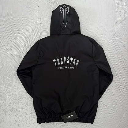 Куртка вітровка спортивна чоловіча TRAPSTAR чорна вітровка чоловіча з капюшоном легка на весну-осінь, фото 3
