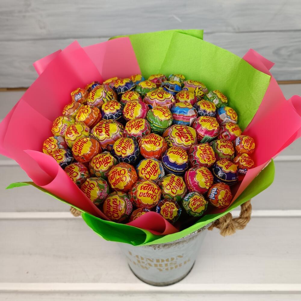 Оригінальний букет з цукерок Чупа Чупс Chupa Chups (55 шт.) в руку подарунок різнокольоровий