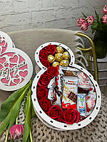 Сладкий подарочный бокс для девушки с конфетками набор на 8 марта киндер для жены, мамы, ребенка SSbox-86