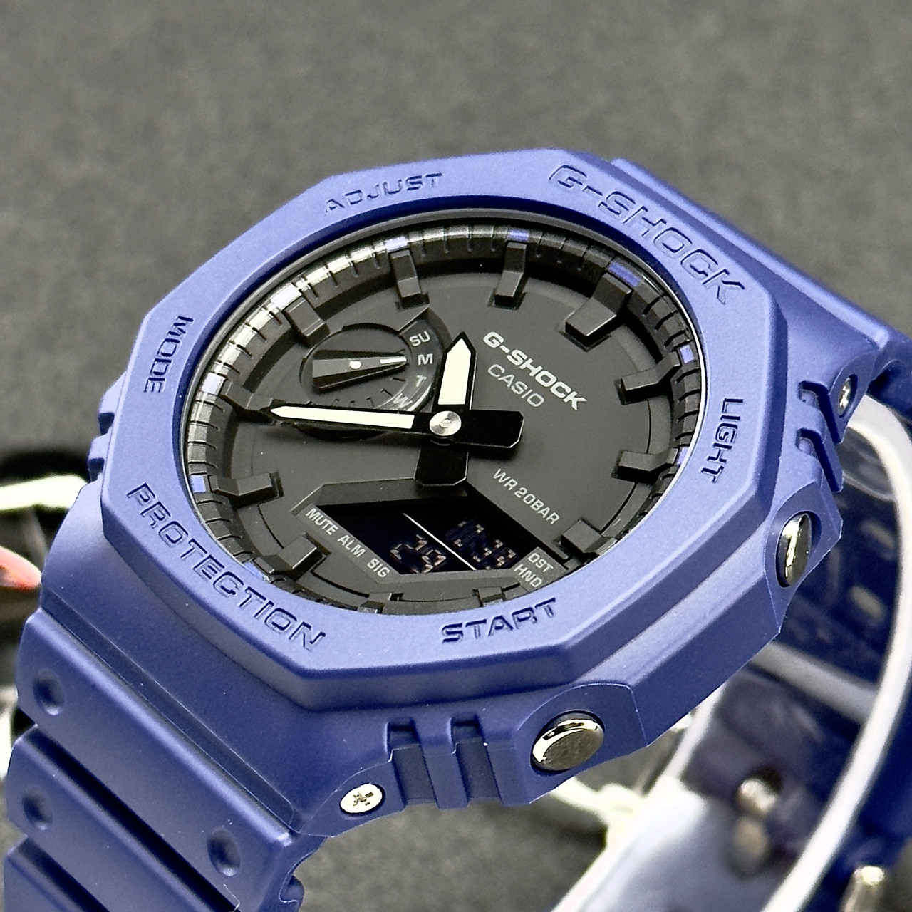 Чоловічий годинник Casio G-Shock GA-2100-2ADR