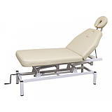 Кушетки і столи масажні