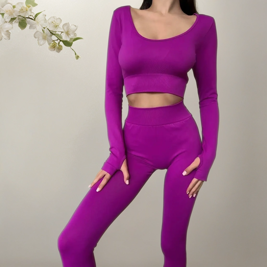 Спортивний костюм для дівчини фіолетовий для активного спорту та фітнесу з якісних матеріалів S