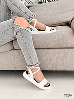 Босоножки женские кожаные 40 размер белые красивые модные летние сандалии без каблука