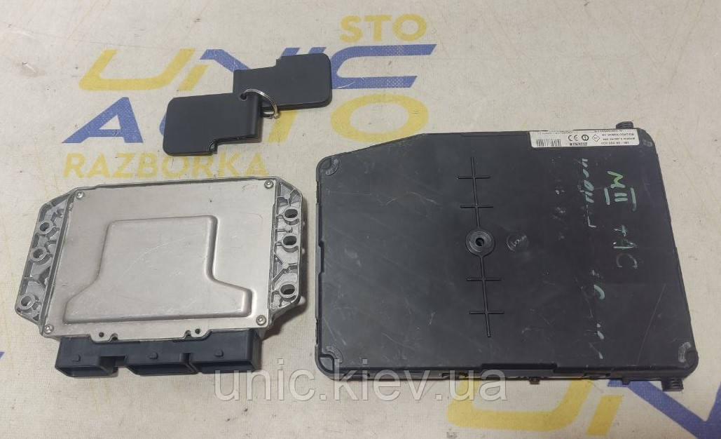 Блок керування двигуном, блок комфорту Renault Megane 2 1.6 б/в 8200298457 8200306435