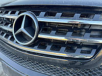 Решетка радиатора Mercedes ML W164 2009-2011 A1648880923