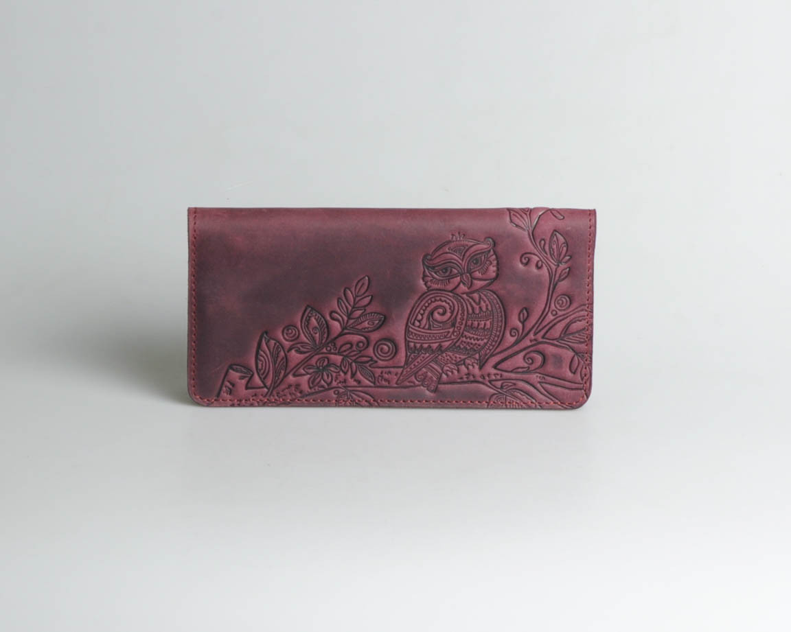 Шкіряний гаманець з тисненим орнаментом "Сова", ручна робота, кольору марсала, 20х10 см, фото 1