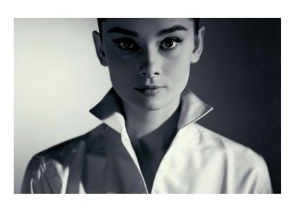 Листівка Audrey Hepbern Black White, фото 1
