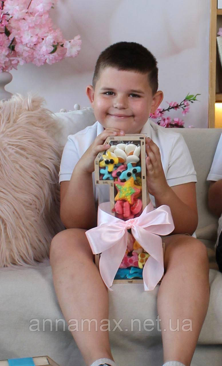 Ексклюзивний набір желейних цукерок "Цифра 1 VIP+" /32*24*5/1550-1600 грам, фото 1