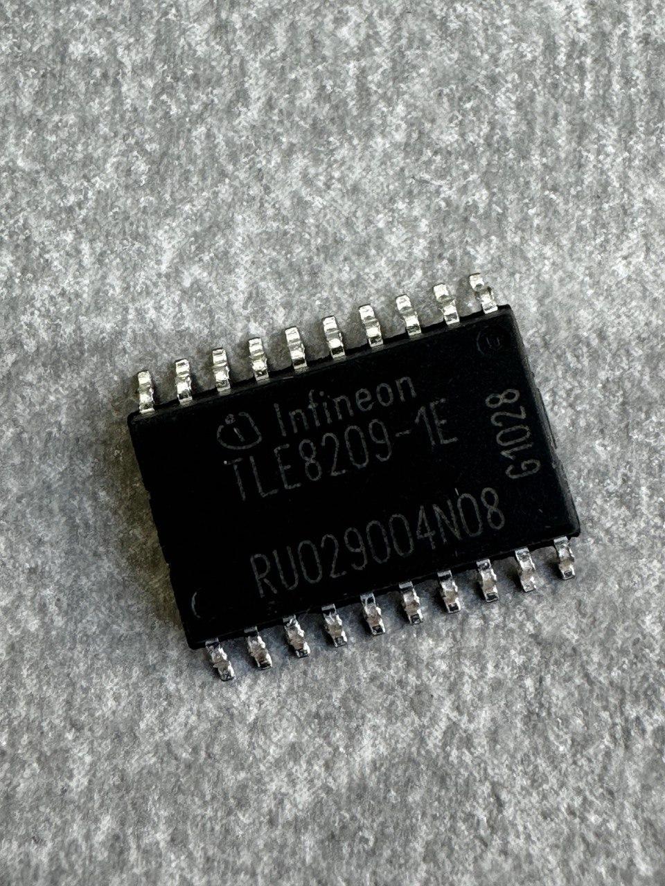 Мікросхема TLE8209-1E (PG-DSO20), фото 1