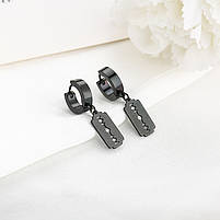 Сережки з підвіскою лезо чорні з нержавіючої сталі. Модні сережки з лезом бритви в стилі панк, фото 4