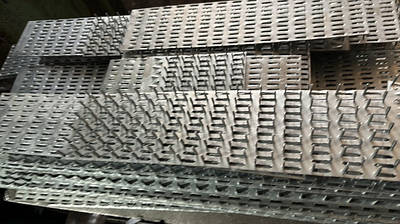 ПЛАСТИНА ЦВЯХОВА