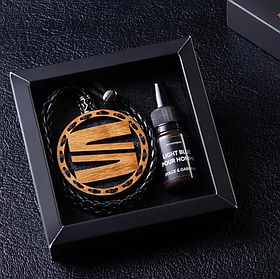 Ароматизатор в машину SEAT з світлого дерева, подарунок чоловікові