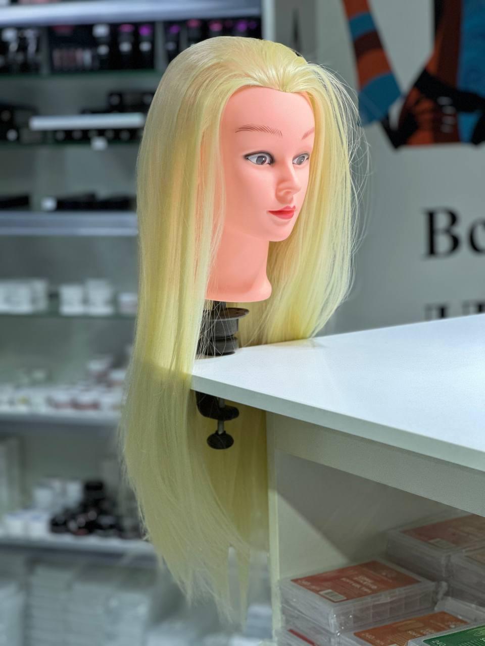 Навчальна голова манекен блонд 67 см для зачісок, тренувальний для перукаря