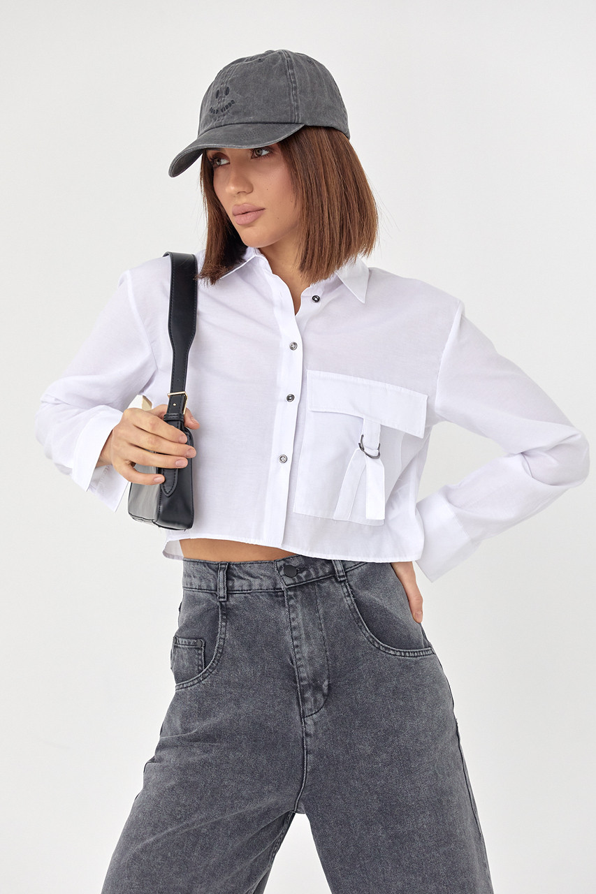 Укорочена жіноча сорочка з накладною кишенею — білий колір, L (є розміри)