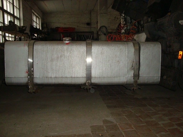 Паливний бак на DAF XF 95, фото 1