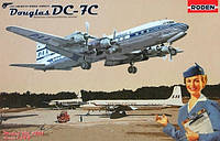 Douglas DC-7C - 1:144