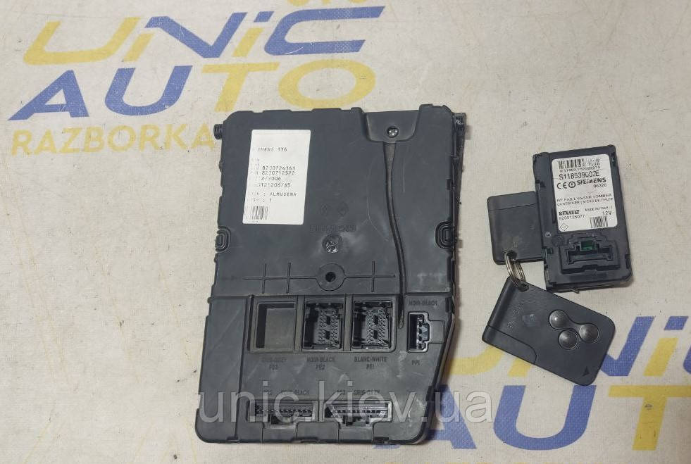 Блок комфорту, Card Reader Renault Megane 2 б/в 8200724363 8200125077