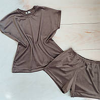 Жіноча велюрова піжама ( футболка + шорти). Домашній жіночий велюровий костюм.  48-50 р